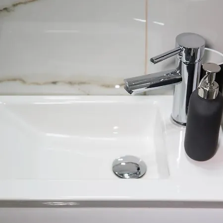 Syngrou-fix Metro Station Acropolis In Walking Distance Apartment *